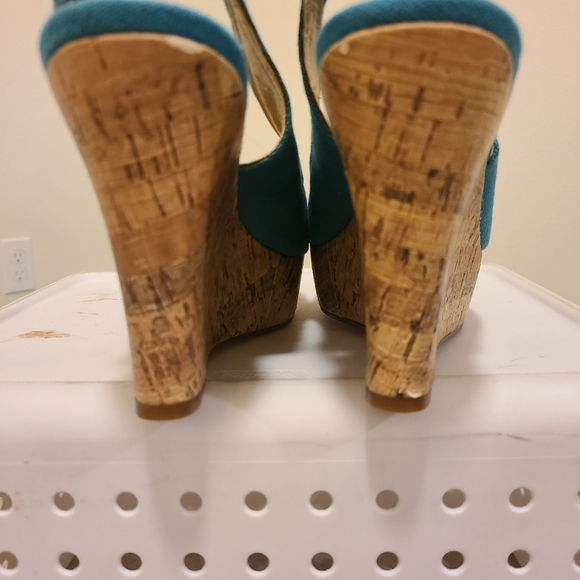 A.n.a. A New Approach Size 8.5 Platform Wedges - Picture 5 of 11